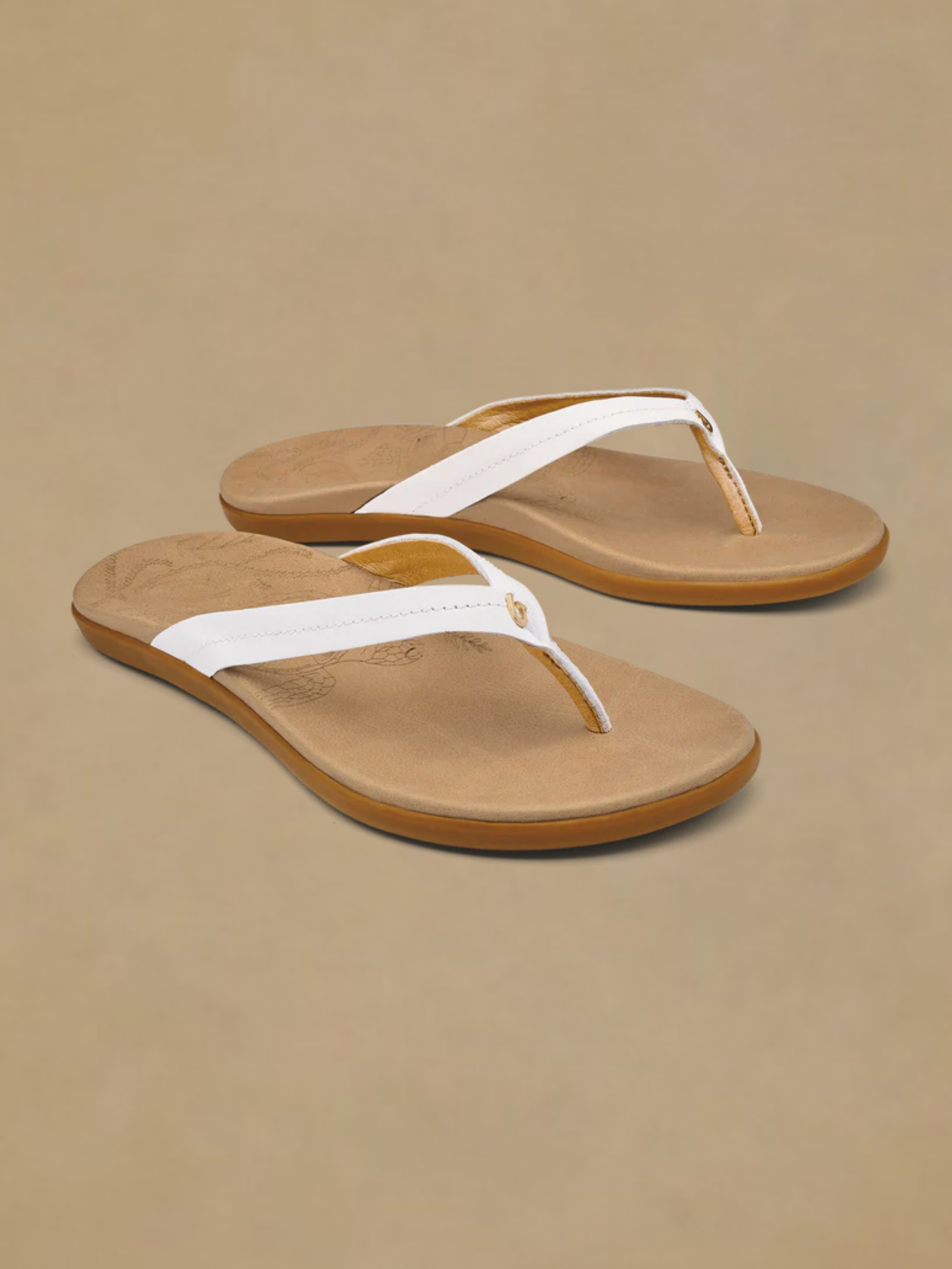 Olukai Honu - White/Sand