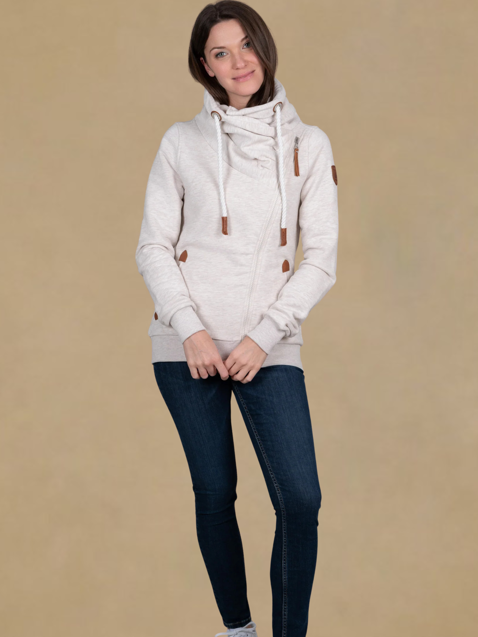 Wanakome Hestia Diagonal Zip Sweatshirt - Heather Oat