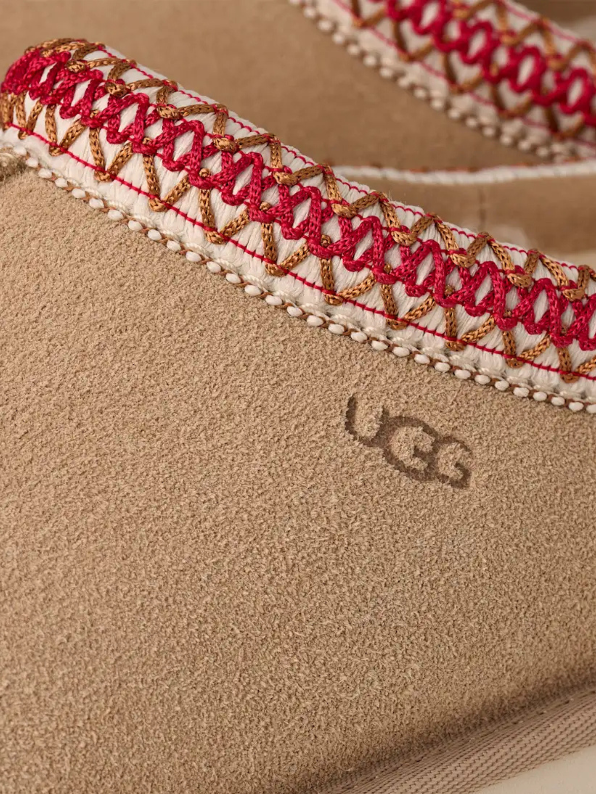 Ugg Women’s Tasman II - Sand/Dark Cherry