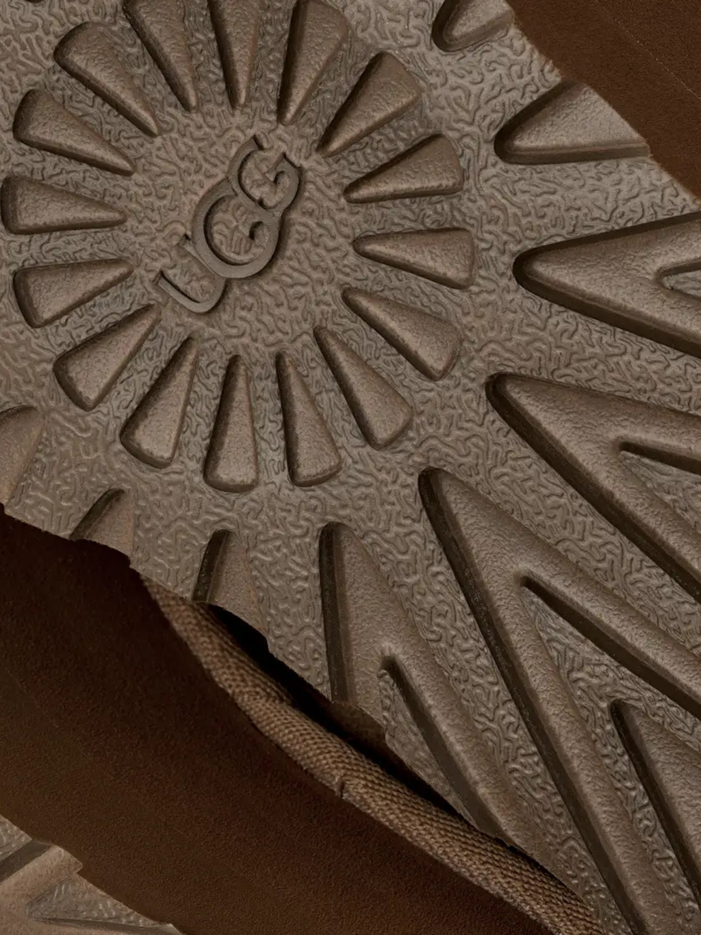 Ugg Women’s Classic Ultra Mini Platform - Light Bronze